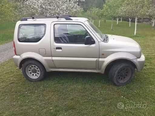 Usata Suzuki Jimny 82 CV (60 kW) 2002 SUV
