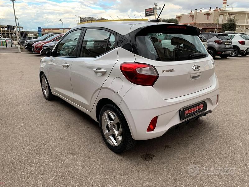 Usata Hyundai i10 Prime 67 CV (49 kW) 2021 Bianco Utilitaria
