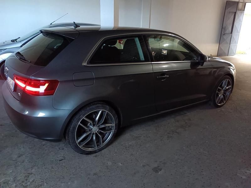 Usata Audi A3 Ambition 110 CV (80 kW) 2014 Grigio Berlina