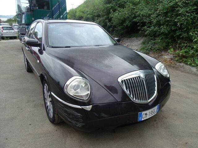 Thesis 2 4 emblema 05 image