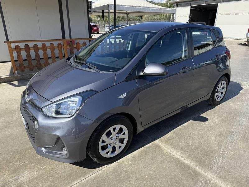 Usata Hyundai i10 Comfort 67 CV (49 kW) 2018 Other Utilitaria