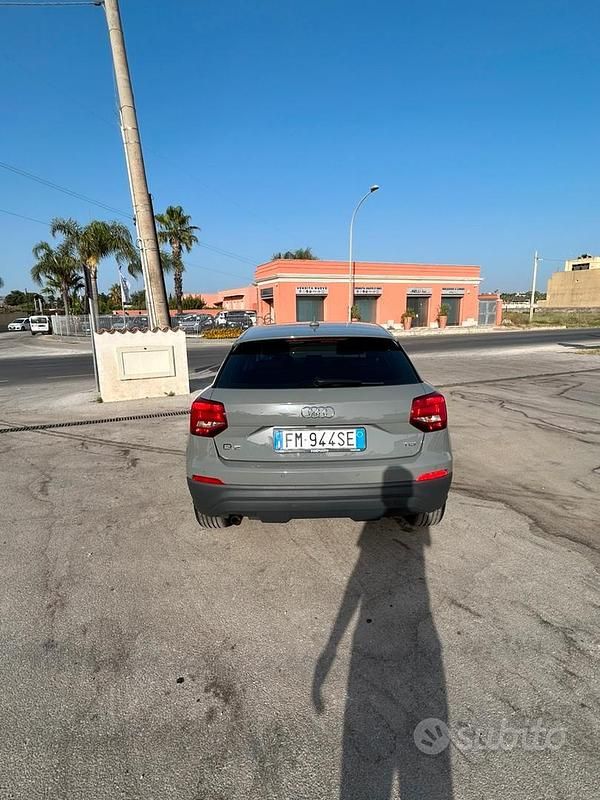 Usata Audi Q2 116 CV (85 kW) 2018 Grigio SUV