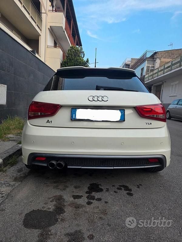 Usata Audi A1 S-Line 105 CV (77 kW) 2011 Bianco Utilitaria