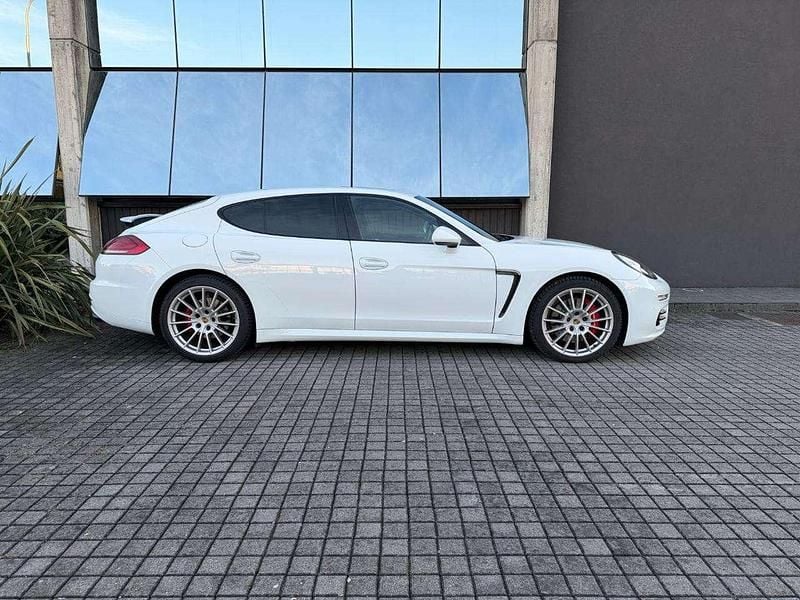 Usata Porsche Panamera Chrono 299 CV (219 kW) 2016 Bianco Utilitaria