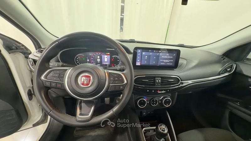 Usata Fiat Tipo City Life 101 CV (74 kW) 2023 Bianco Utilitaria