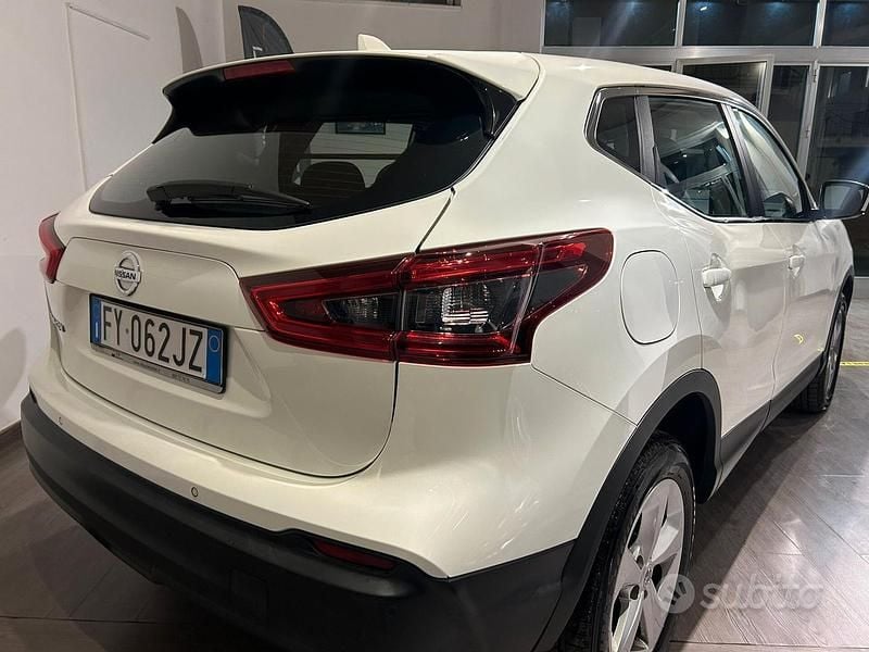 Usata Nissan Qashqai 115 CV (84 kW) 2019 Bianco SUV