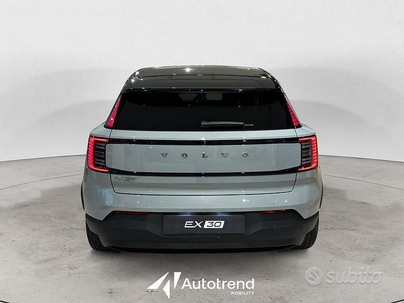 Usata Volvo EX30 Plus 200 kW (272 CV) 2024 Grigio SUV