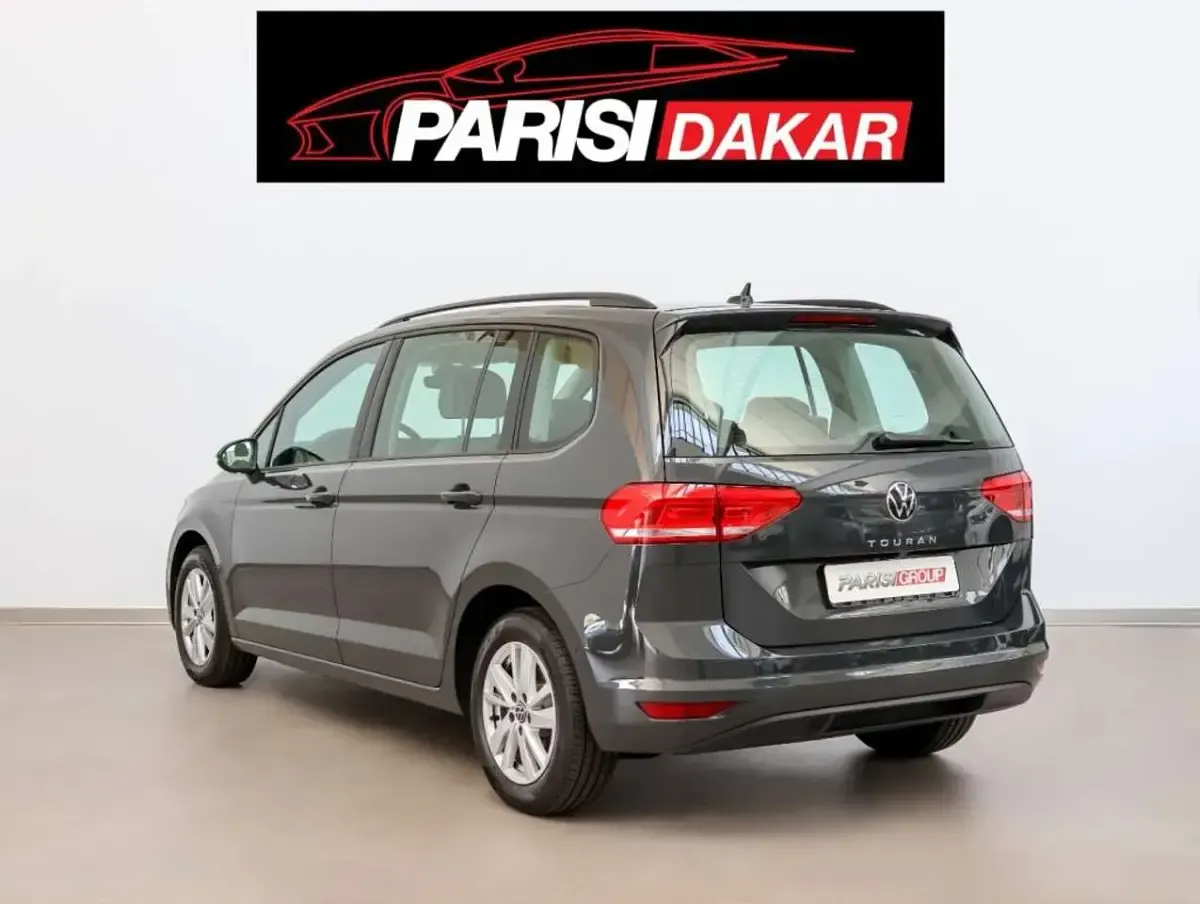 Usata VW Touran Comfortline 150 CV (110 kW) 2025 Grigio Monovolume