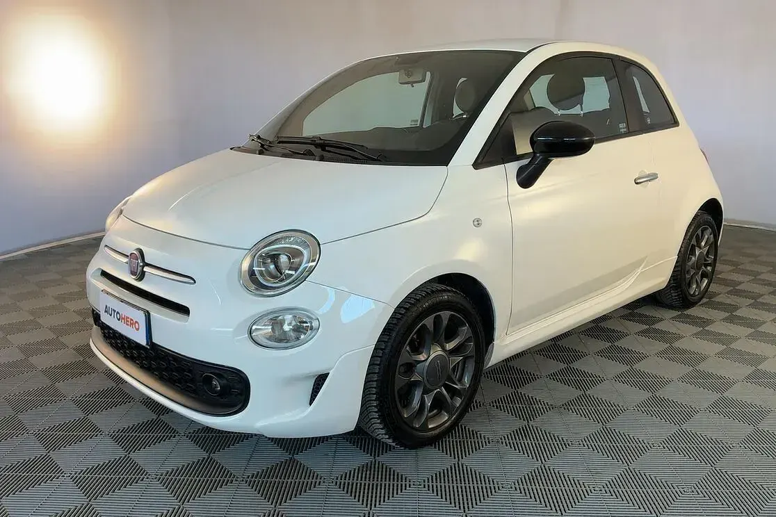 Begagnad Fiat 500 Connect 70 HK (51 kW) 2021 Halvkombi