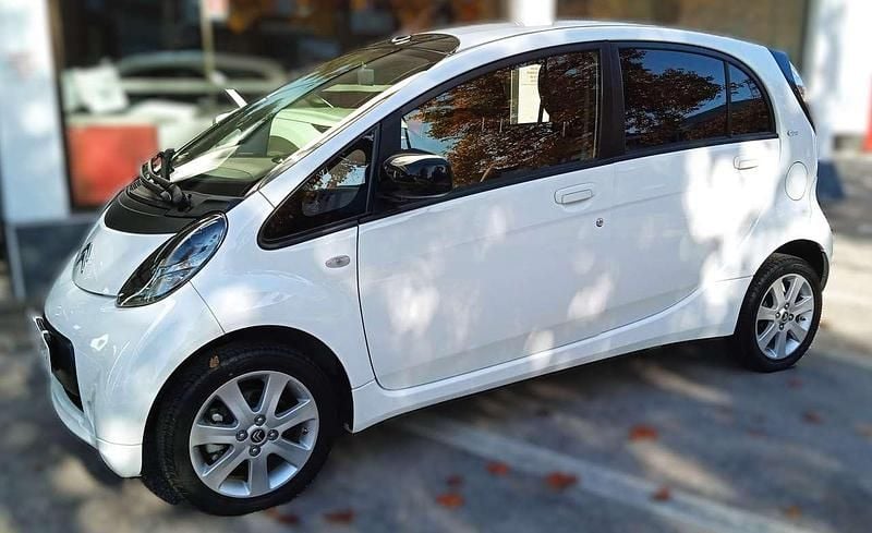 Polar white Usata 2019 Citroën C-zero Seduction Utilitaria | 9900 € (Molto cara) - Immagine 1/4