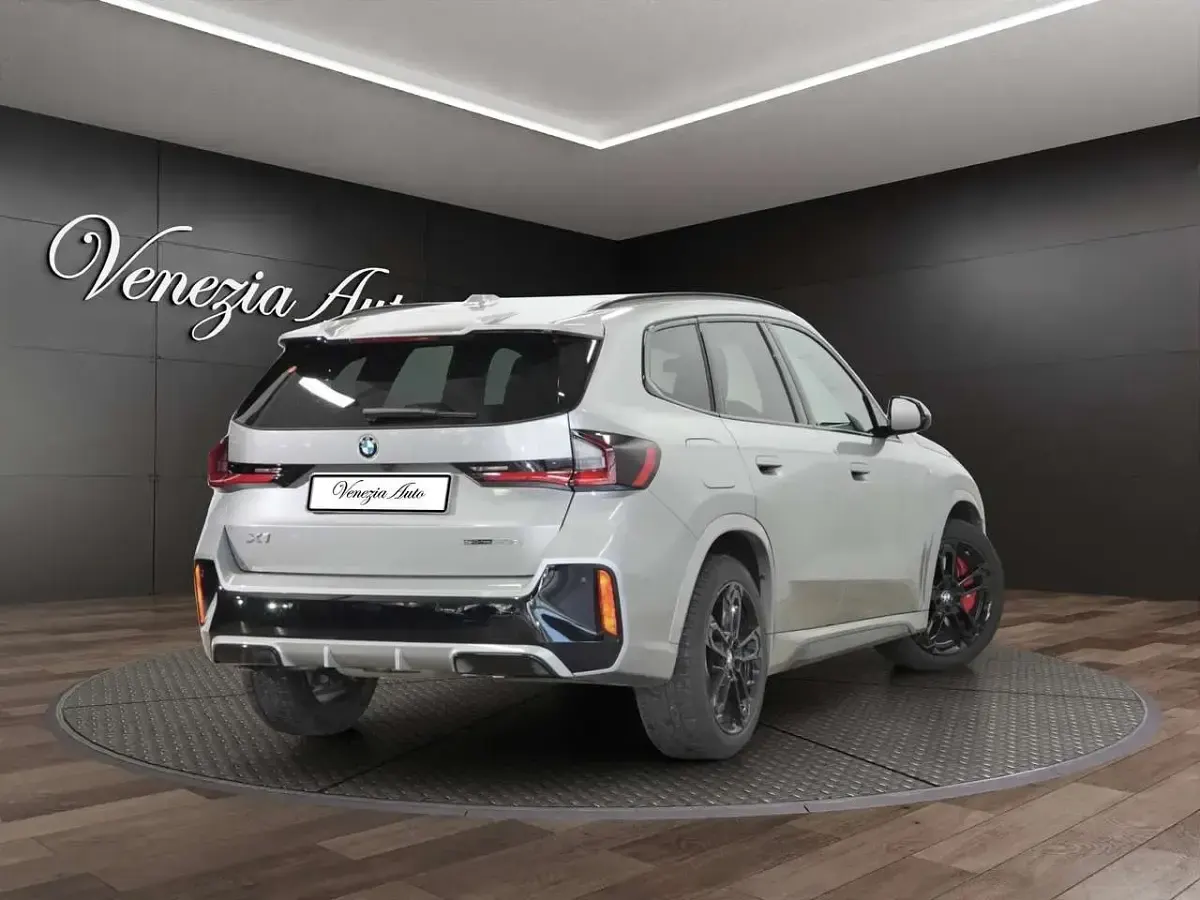 Usata BMW X1 M Sport 162 CV (119 kW) 2025 Argento SUV