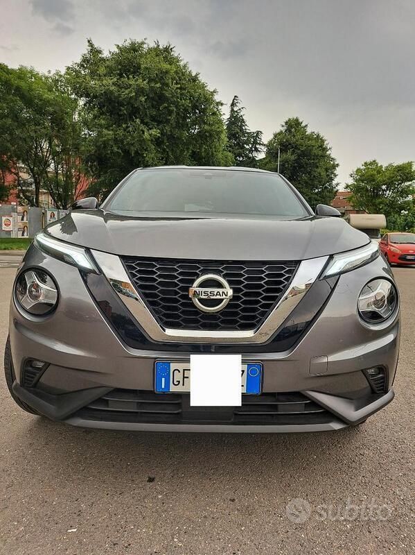 Usata Nissan Juke N-Connecta 114 CV (83 kW) 2021 Grigio SUV