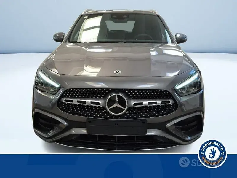 Nuova Mercedes GLA250 163 CV (119 kW) 2025 Grigio SUV