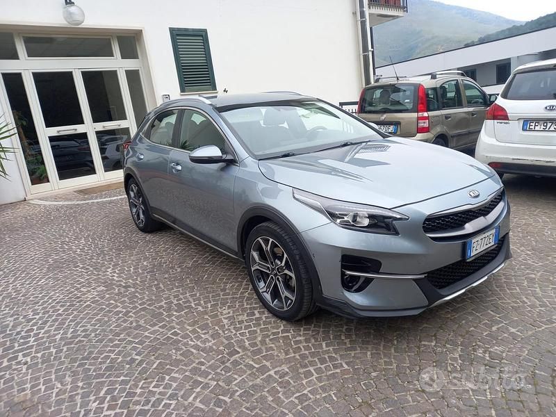 Usata Kia XCeed 115 CV (84 kW) 2020 Grigio SUV