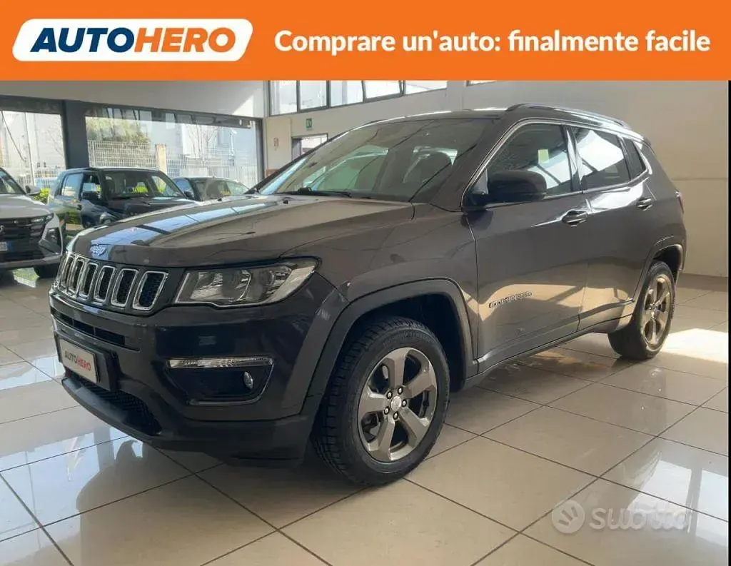 Occasion Jeep Compass Longitude 140 ch (102 kW) 2018 Gris SUV