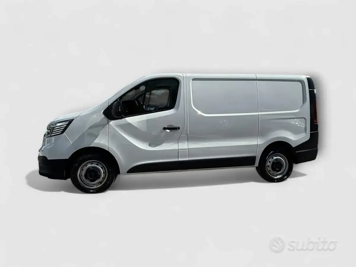 Usata Renault Trafic 110 CV (80 kW) 2024 Bianco Monovolume