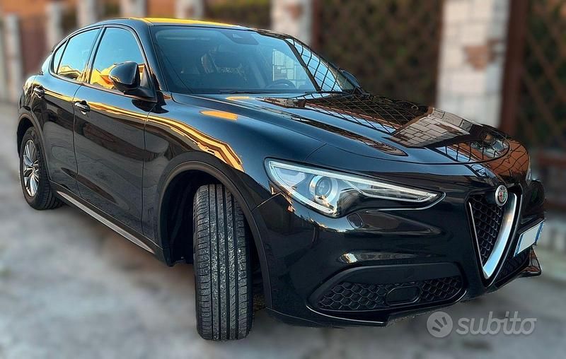 Usata Alfa Romeo Stelvio Business 190 CV (139 kW) 2021 Nero SUV
