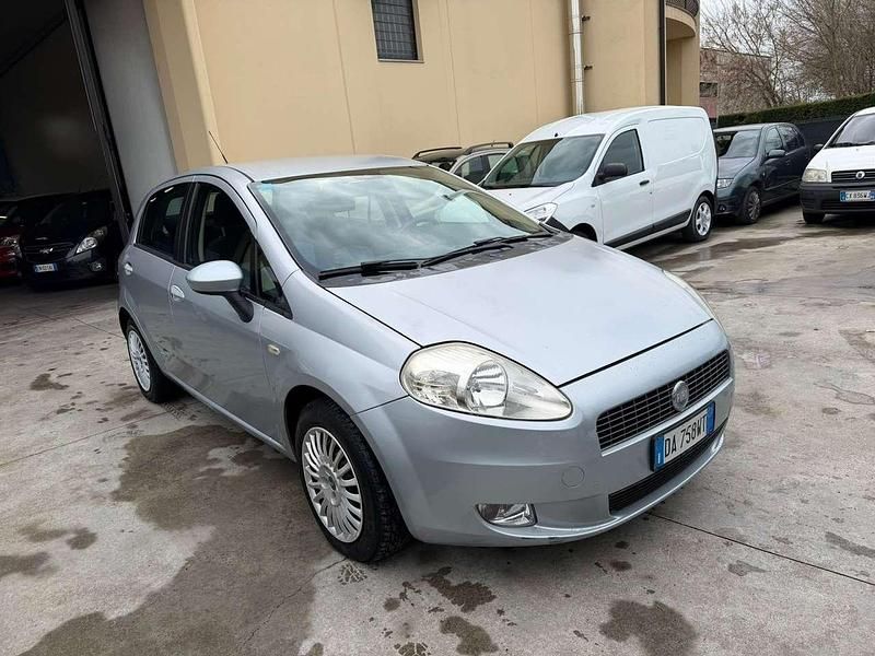 Usata Fiat Grande Punto Dynamic 65 CV (47 kW) 2006 Other Utilitaria