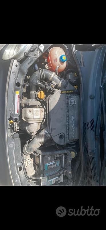 Usata Fiat 500 96 CV (70 kW) 2010 Nero Utilitaria