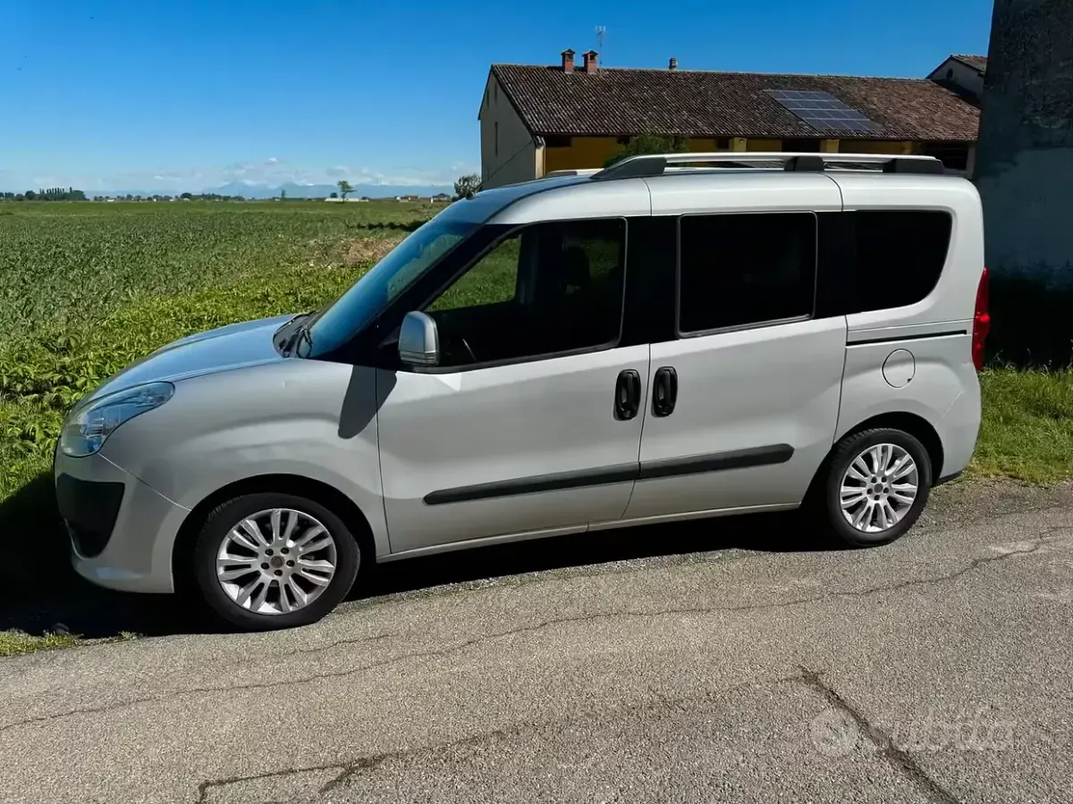 Usata Fiat Doblò Dynamic 90 CV (66 kW) 2010 Monovolume