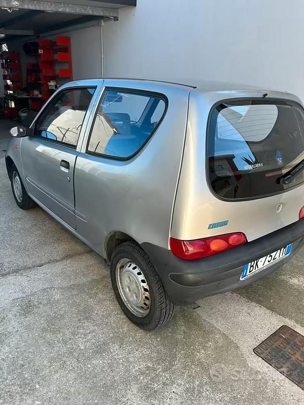 Usata Fiat 600 Young 2000 Grigio Utilitaria