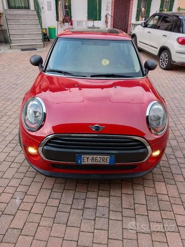 Usata Mini ONE 2015 Rosso Utilitaria