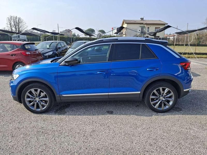 Usata VW T-Roc Sport 150 CV (110 kW) 2018 Blu/azzurro SUV