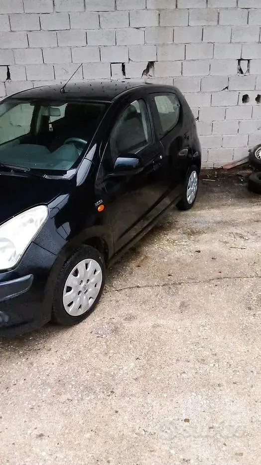 Usata Nissan Pixo 68 CV (50 kW) 2009 Nero Utilitaria