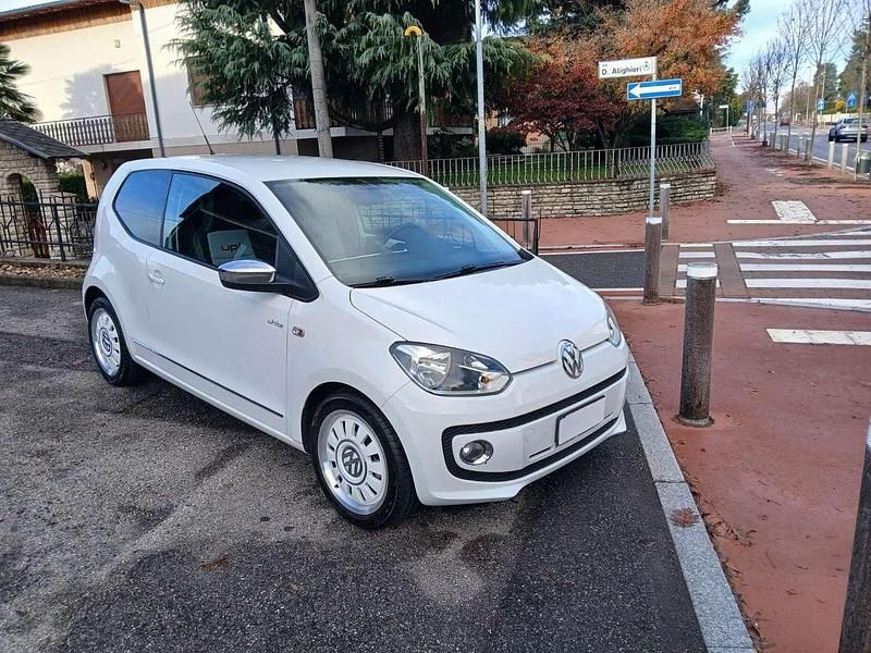 Bianco Usata 2012 VW up! Due volumi | 6800 € (Buon prezzo) - Immagine 1/4