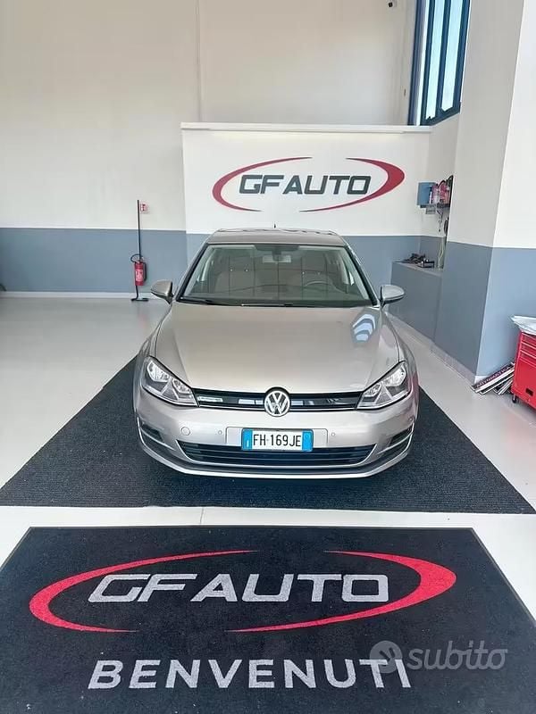 Usata VW Golf VII Executive 110 CV (80 kW) 2017 Grigio Berlina
