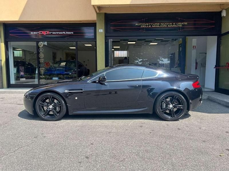 Usata Aston Martin V8 Vantage 385 CV (283 kW) 2008 Nero Coupé