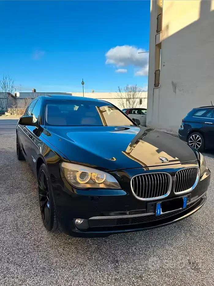 Usata BMW 730 245 CV (180 kW) 2010 Nero Berlina