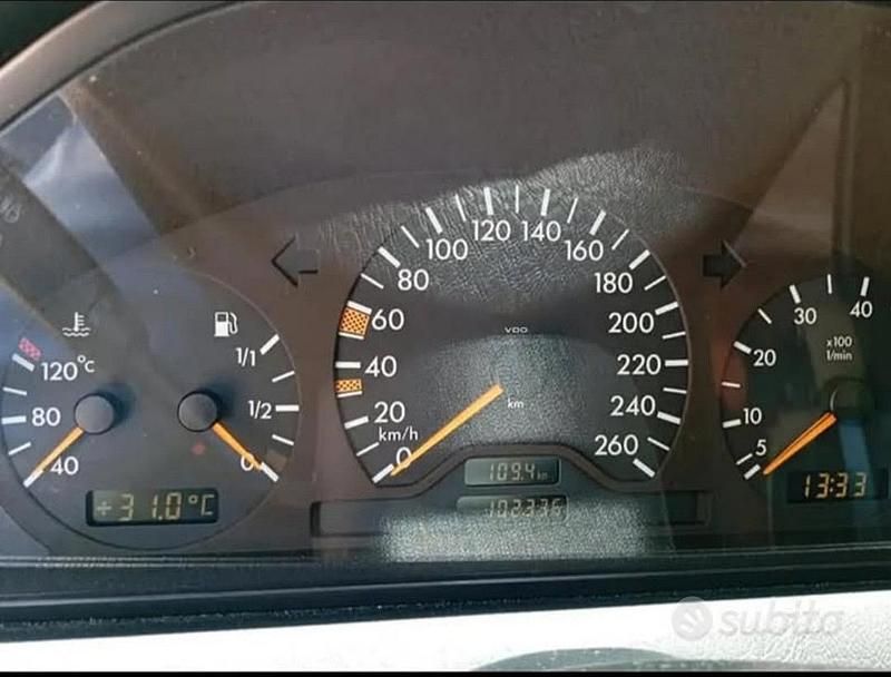 Usata Mercedes 190 192 CV (141 kW) 1999 Verde Berlina