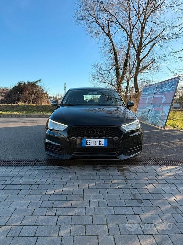 Usata Audi A1 Sportback Ambiente 116 CV (85 kW) 2015 Nero Utilitaria