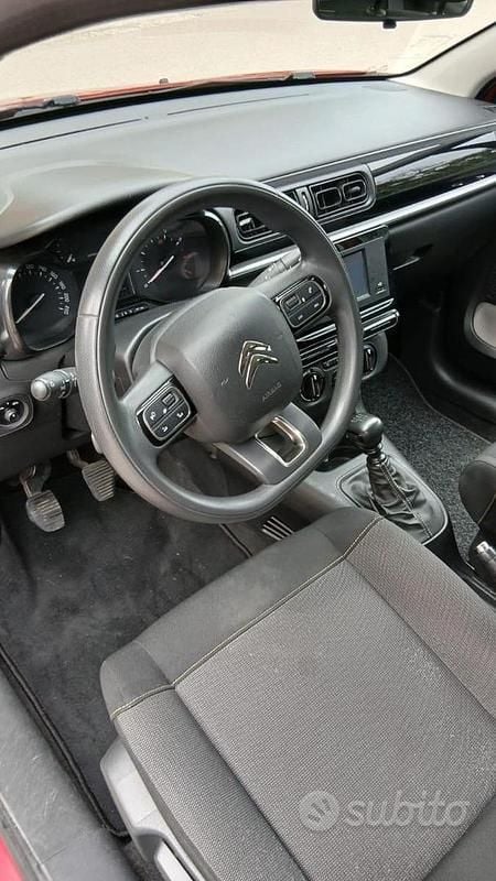 Usata Citroën C3 102 CV (75 kW) 2023 Rosso Utilitaria