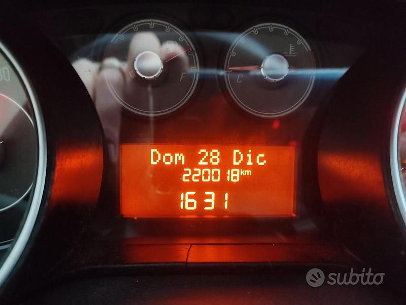 Usata Fiat Punto Evo Dynamic 75 CV (55 kW) 2010 Nero Utilitaria