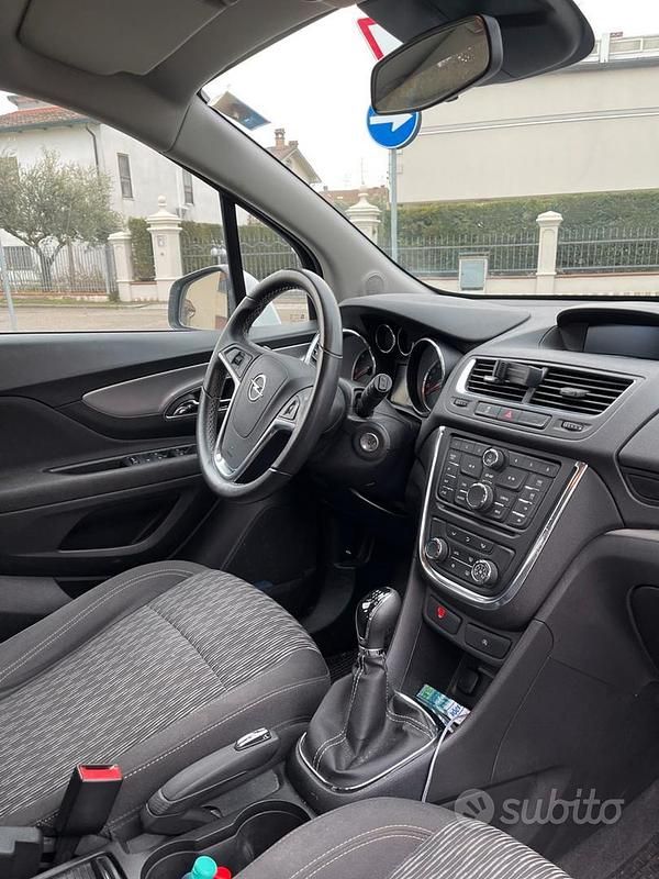 Usata Opel Mokka 136 CV (100 kW) 2015 Bianco SUV