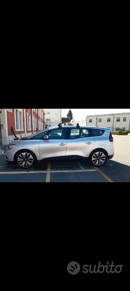 Usata Renault Grand Scénic IV 120 CV (88 kW) 2019 Grigio Monovolume