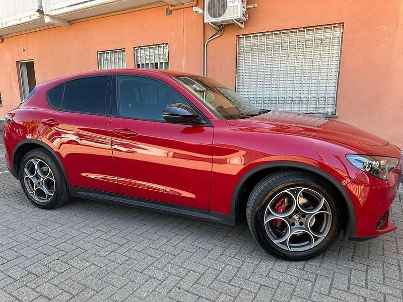 Usata 2023 Alfa Romeo Stelvio Sprint SUV | 29.000 € (Super prezzo) - Immagine 1/4