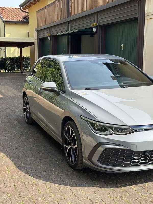 Usata VW Golf VIII GTE 150 CV (110 kW) 2021 Berlina