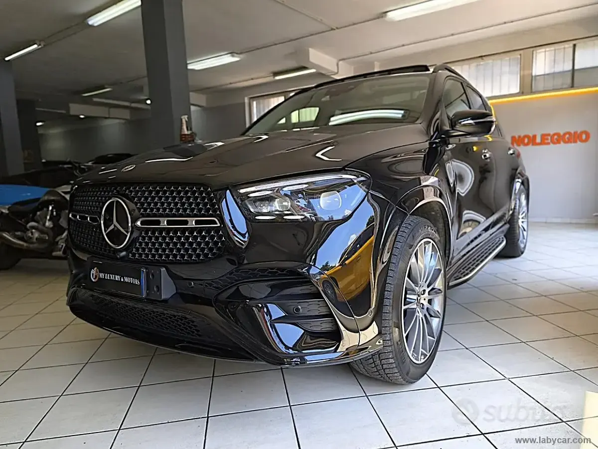 Usata Mercedes GLE300 AMG Line Premium 269 CV (197 kW) 2023 Nero SUV