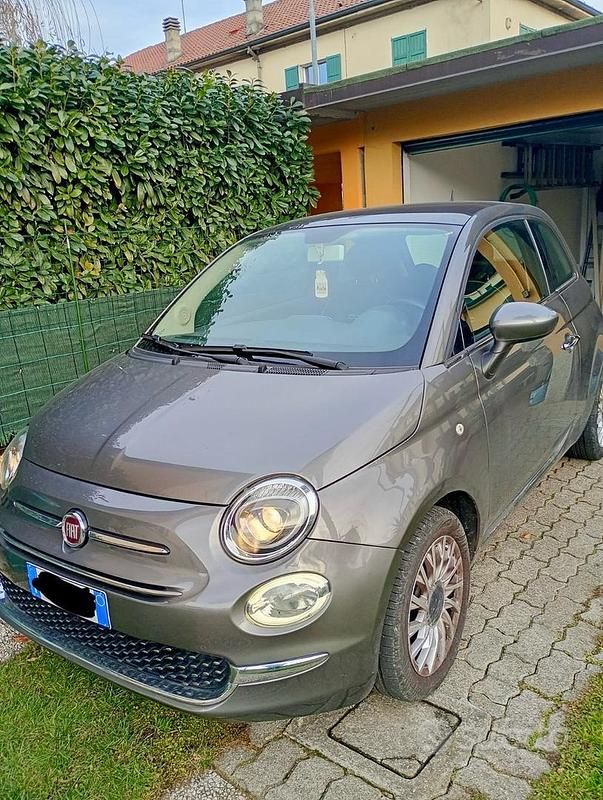 Grigio Usata 2016 Fiat 500 Lounge Tre volumi | 8500 € (Buon prezzo) - Immagine 1/4