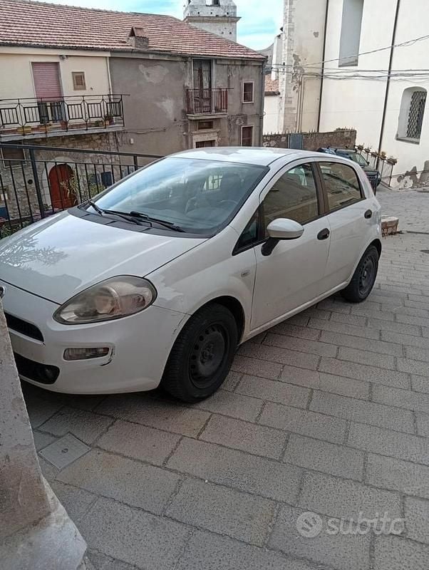 Usata Fiat Grande Punto Street 2015 Bianco Utilitaria