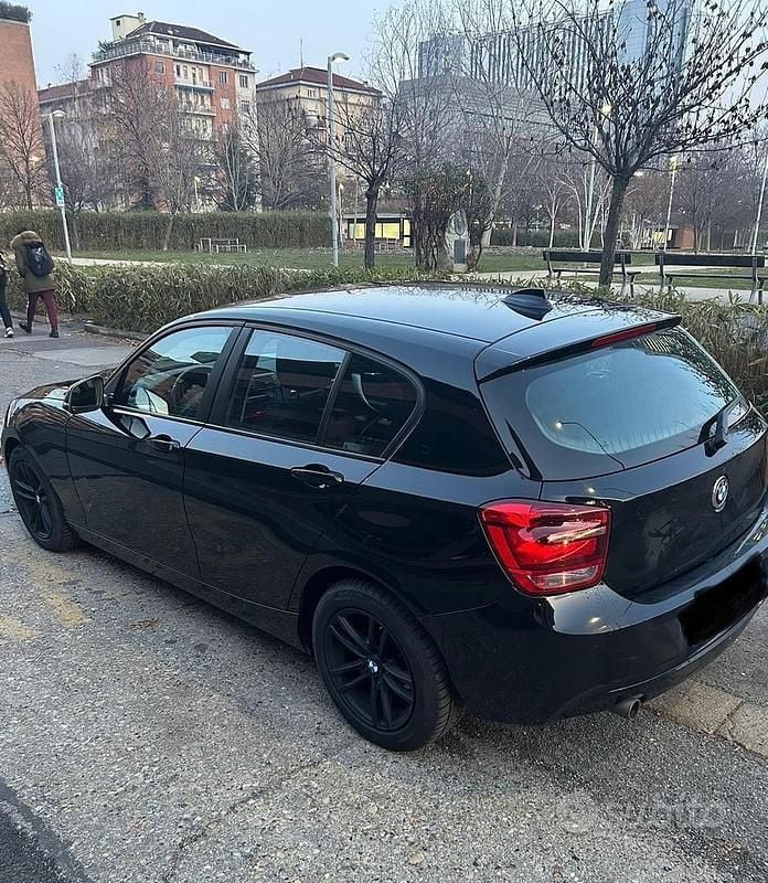 Usata BMW 116 Efficient Dynamics 115 CV (84 kW) 2013 Nero Utilitaria