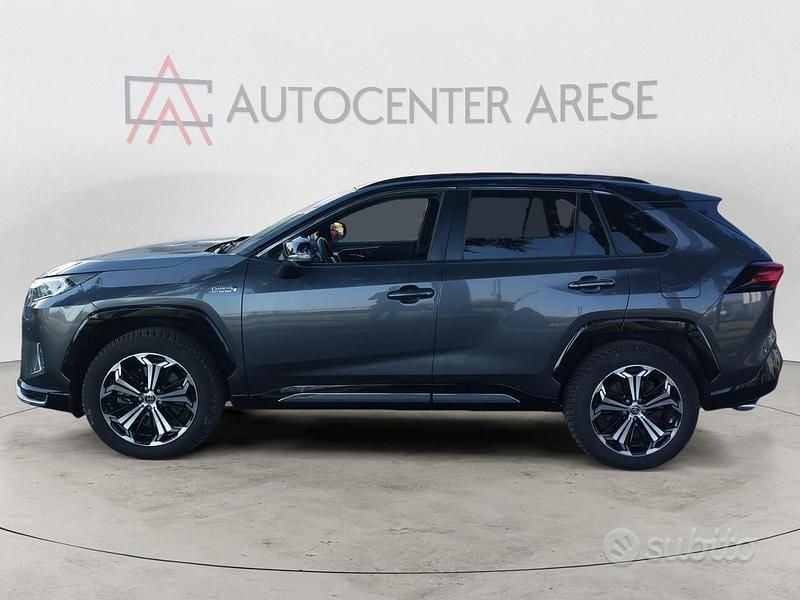 Usata Toyota RAV4 Hybrid Style 185 CV (136 kW) 2021 Grigio SUV