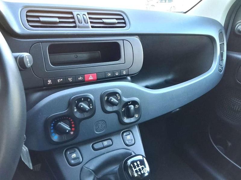 Usata Fiat Panda 69 CV (50 kW) 2022 Grigio Utilitaria