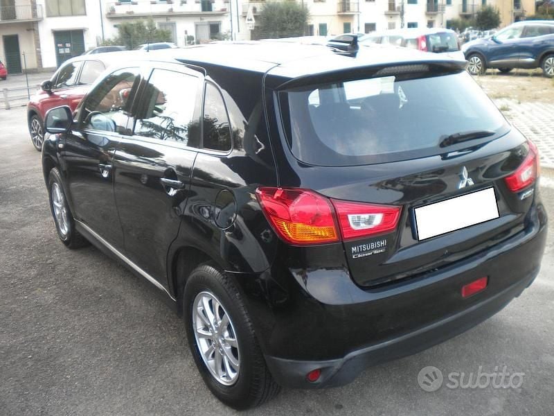 Usata Mitsubishi ASX Inform 114 CV (83 kW) 2017 Nero SUV
