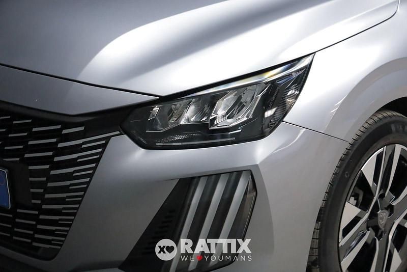 Usata Peugeot 208 Allure 101 CV (74 kW) 2025 Grigio artense Utilitaria