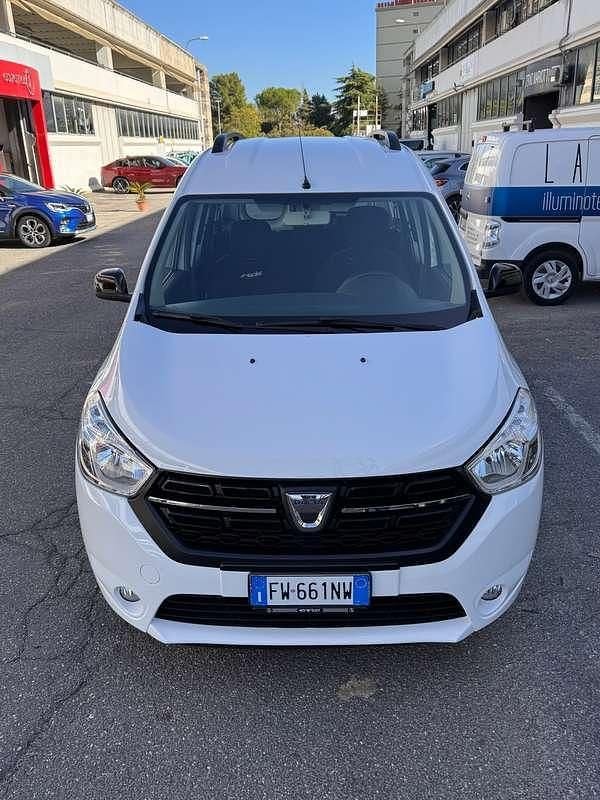 Bianco Usata 2019 Dacia Dokker Comfort Monovolume | 8400 € (Ottimo prezzo) - Immagine 1/4