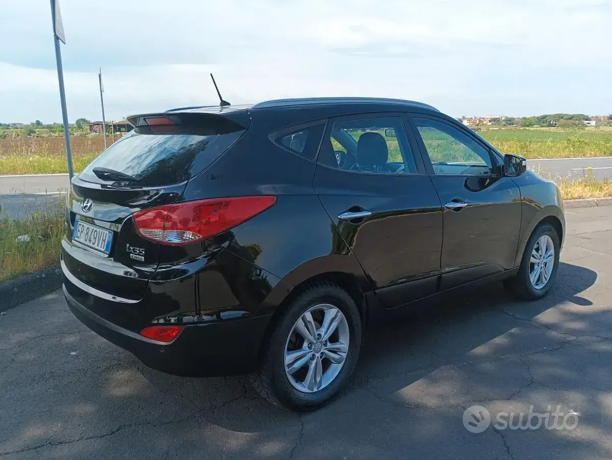 Usata Hyundai ix35 115 CV (84 kW) 2013 Nero SUV